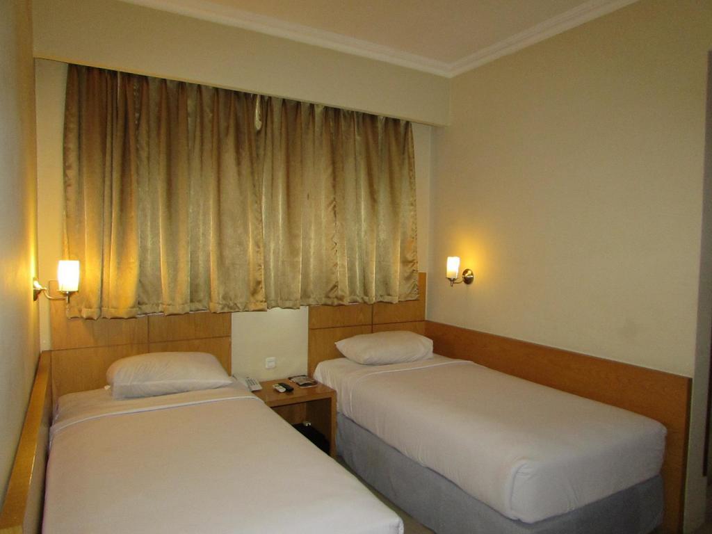 Hotel Wisata Palembang Chambre photo