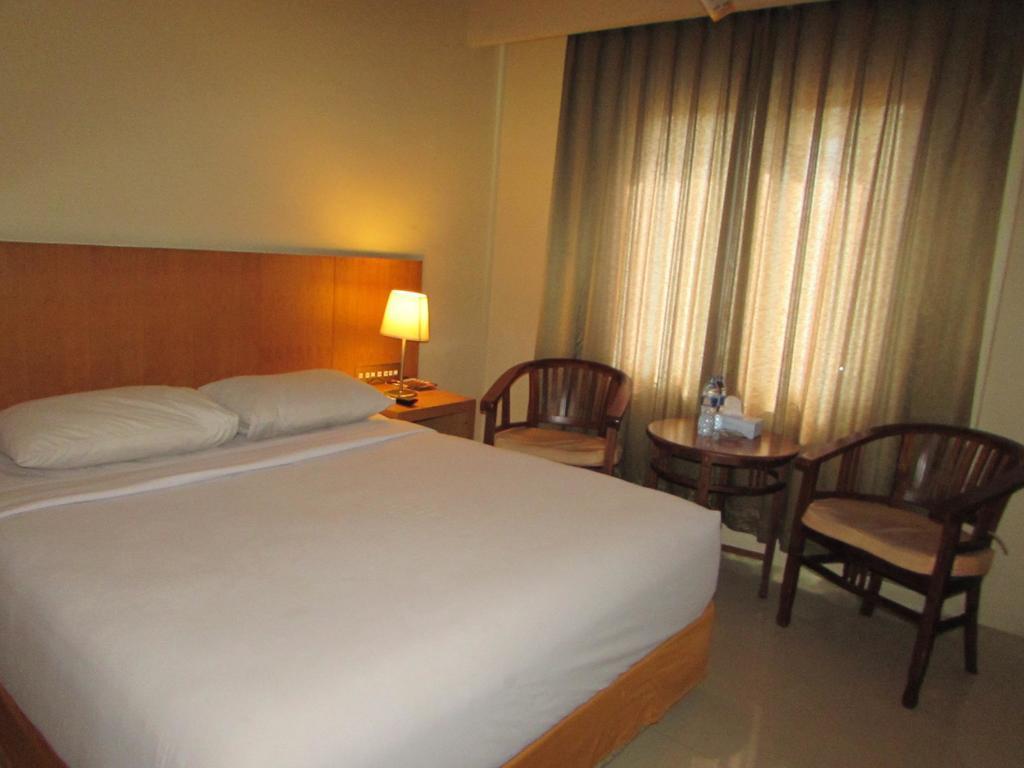 Hotel Wisata Palembang Chambre photo