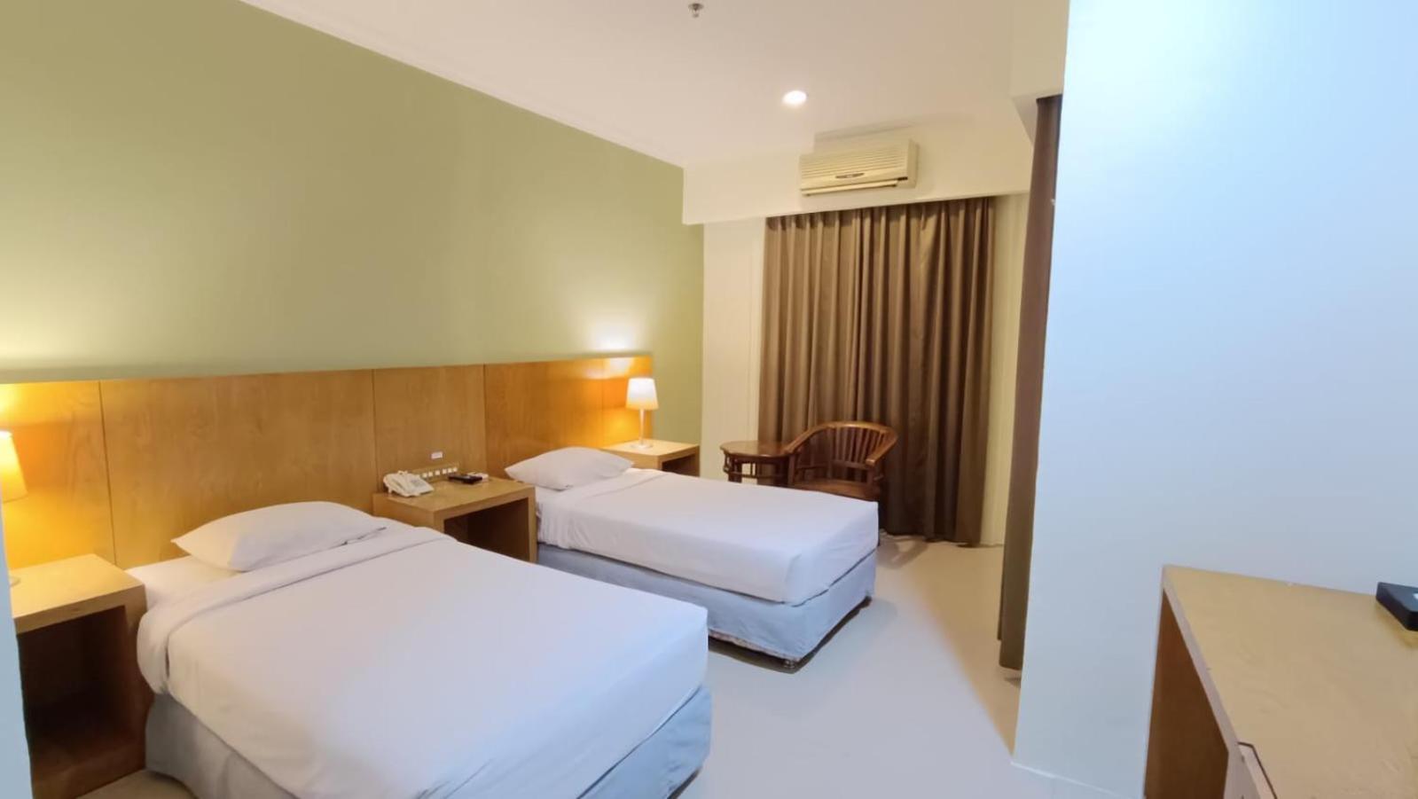 Hotel Wisata Palembang Extérieur photo