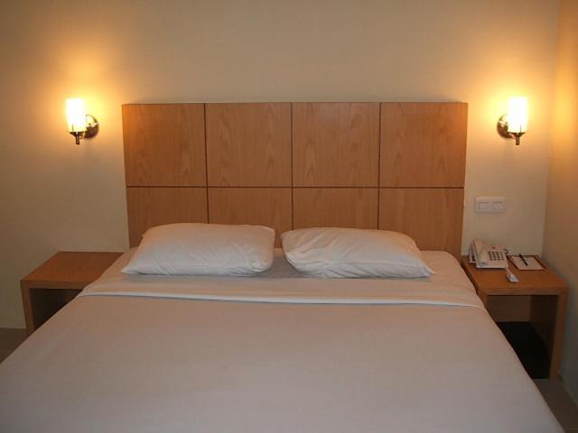 Hotel Wisata Palembang Extérieur photo