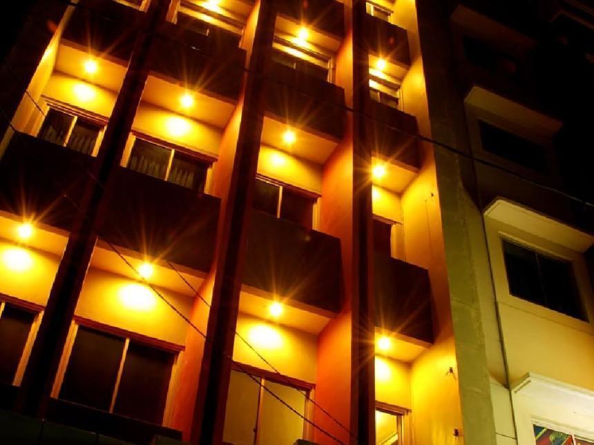 Hotel Wisata Palembang Extérieur photo