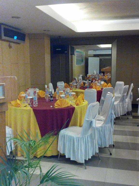 Hotel Wisata Palembang Extérieur photo